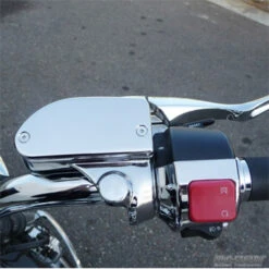 Baron Smooth Master Cylinder Covers - Roadliner / Stratoliner / Raider -COB Motorcycle Shop BA762900 02