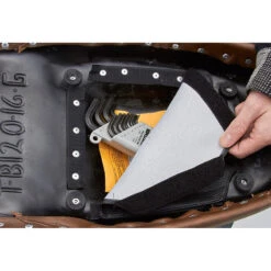 Corbin T-B120-16-G Classic Gunfighter Seat For Triumph Bonneville T120 '16- 28 Corbin T-B120-16-G Classic Gunfighter Seat For Triumph Bonneville T120 '16- -COB Motorcycle Shop corbin t b120 16 g classic gunfighter seat image12