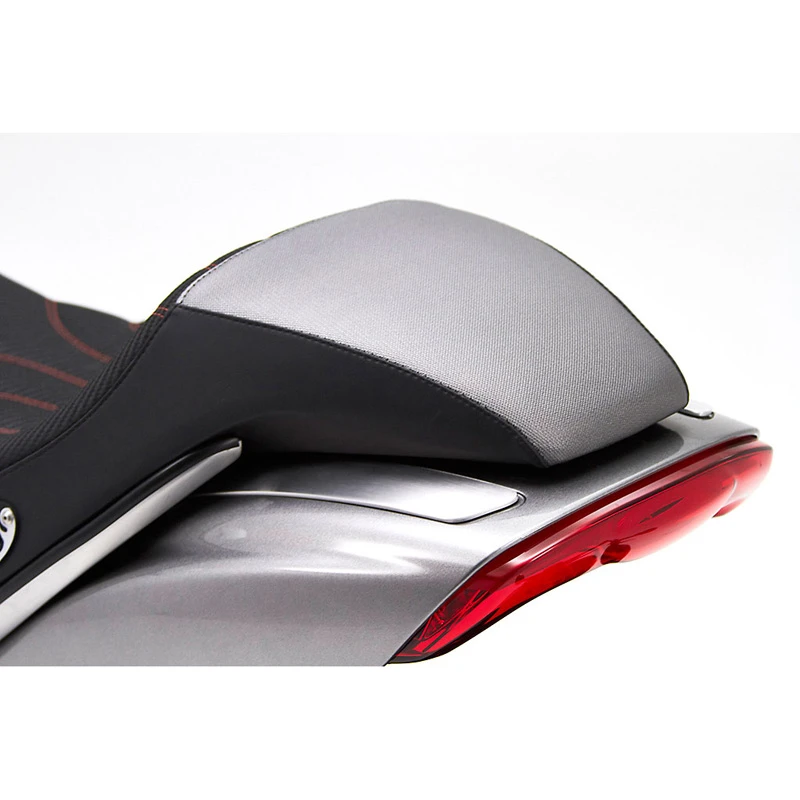 Corbin T-R3-20-G-E Gunfighter Seat(w/ Heat) For Triumph Rocket III '20- 11 Corbin T-R3-20-G-E Gunfighter Seat(w/ Heat) For Triumph Rocket III '20- - Image 9