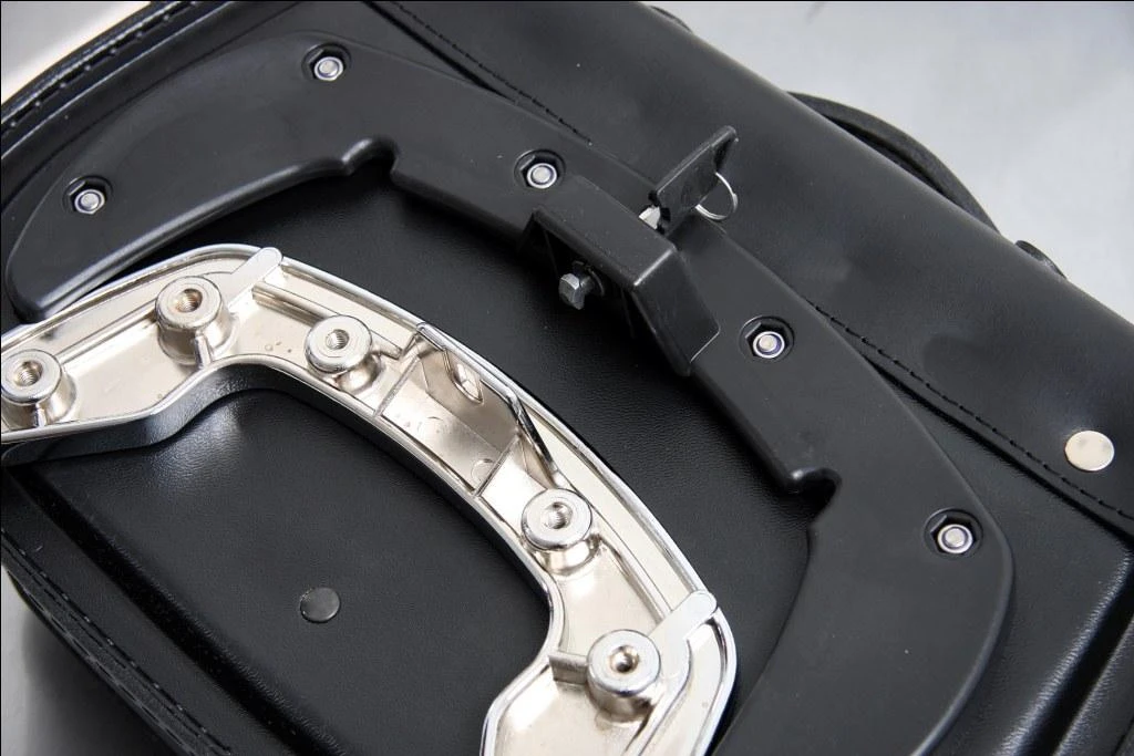 Hepco & Becker Big Buffalo C-bow Leather Bags, 35 Liter Studded 8 Hepco & Becker Big Buffalo C-bow Leather Bags, 35 Liter Studded - Image 6