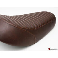 Luimoto 10192101 Vintage Classic Rider Seat Cover Triumph Street Scrambler (2019-) -COB Motorcycle Shop luimoto 10192101 vintage classic rider seat cover image4