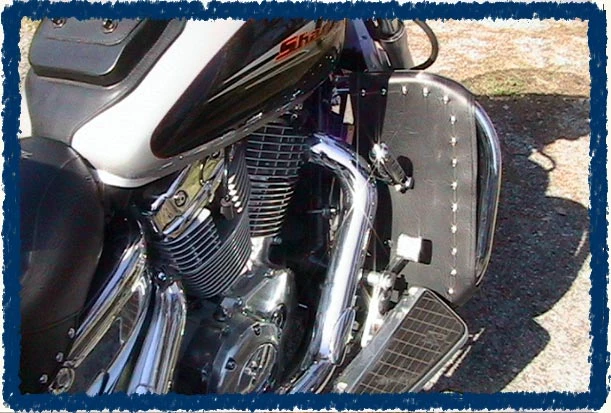 Sage Brush Engine Guard Chaps - Shadow 1100 Spirit With MC Enterprises Bar 3 Sage Brush Engine Guard Chaps - Shadow 1100 Spirit With MC Enterprises Bar