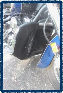 Sage Brush Engine Guard Chaps - Vulcan 1600 Classic With OEM Bar